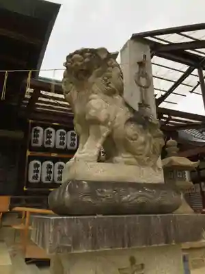 石切劔箭神社の狛犬