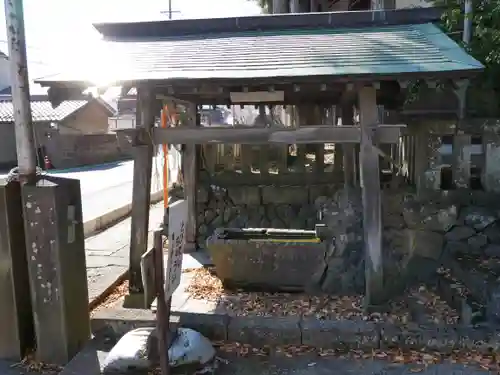 小野神社の手水舎
