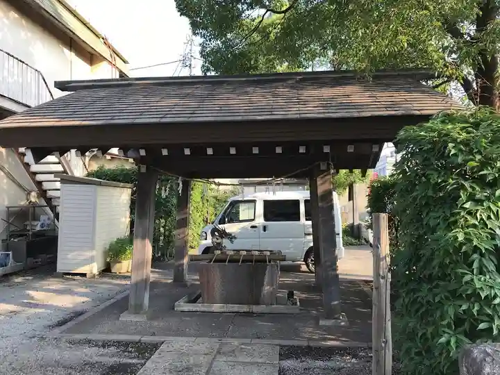 寒川神社の手水舎
