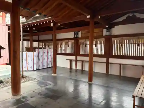 筒井八幡神社の{uncategorized: "未分類", other: "その他", undefined: "問題あり", building: "その他建物", grave: "お墓", sacred_gate: "鳥居", guardian: "狛犬", statue: "像", buddha: "仏像", history: "歴史", nature: "自然", garden: "庭園", animal: "動物", pagoda: "塔", temizu: "手水舎", mountain_gate: "山門・神門", sanctuary: "本殿・本堂", subordinate: "末社・摂社", art: "芸術", scenery: "景色", jizo: "地蔵", ema: "絵馬", goshuin: "御朱印", omikuji: "おみくじ", items: "授与品その他", amulet: "お守り", goshuincho: "御朱印帳", eats: "食事", festival: "お祭り", votive_dance: "神楽", shichigosan: "七五三参", wedding: "結婚式", experience: "体験その他", initially: "初詣", around: "周辺", anti_infection: "感染症対策"}