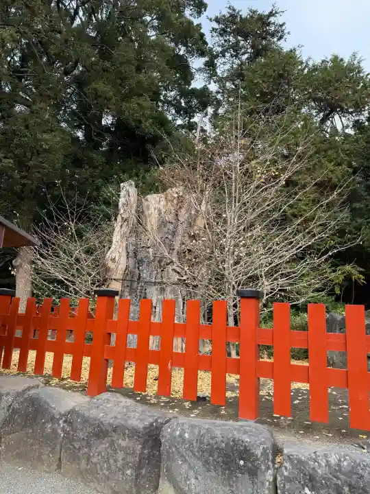 鶴岡八幡宮の{uncategorized: "未分類", other: "その他", undefined: "問題あり", building: "その他建物", grave: "お墓", sacred_gate: "鳥居", guardian: "狛犬", statue: "像", buddha: "仏像", history: "歴史", nature: "自然", garden: "庭園", animal: "動物", pagoda: "塔", temizu: "手水舎", mountain_gate: "山門・神門", sanctuary: "本殿・本堂", subordinate: "末社・摂社", art: "芸術", scenery: "景色", jizo: "地蔵", ema: "絵馬", goshuin: "御朱印", omikuji: "おみくじ", items: "授与品その他", amulet: "お守り", goshuincho: "御朱印帳", eats: "食事", festival: "お祭り", votive_dance: "神楽", shichigosan: "七五三参", wedding: "結婚式", experience: "体験その他", initially: "初詣", around: "周辺", anti_infection: "感染症対策"}