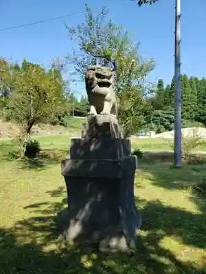生権寺五社神社の狛犬
