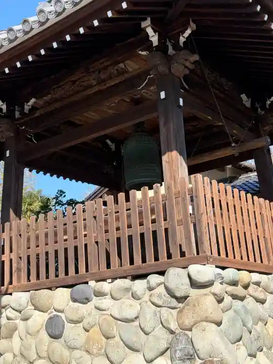 大智院(清水寺大智院)の{uncategorized: "未分類", other: "その他", undefined: "問題あり", building: "その他建物", grave: "お墓", sacred_gate: "鳥居", guardian: "狛犬", statue: "像", buddha: "仏像", history: "歴史", nature: "自然", garden: "庭園", animal: "動物", pagoda: "塔", temizu: "手水舎", mountain_gate: "山門・神門", sanctuary: "本殿・本堂", subordinate: "末社・摂社", art: "芸術", scenery: "景色", jizo: "地蔵", ema: "絵馬", goshuin: "御朱印", omikuji: "おみくじ", items: "授与品その他", amulet: "お守り", goshuincho: "御朱印帳", eats: "食事", festival: "お祭り", votive_dance: "神楽", shichigosan: "七五三参", wedding: "結婚式", experience: "体験その他", initially: "初詣", around: "周辺", anti_infection: "感染症対策"}