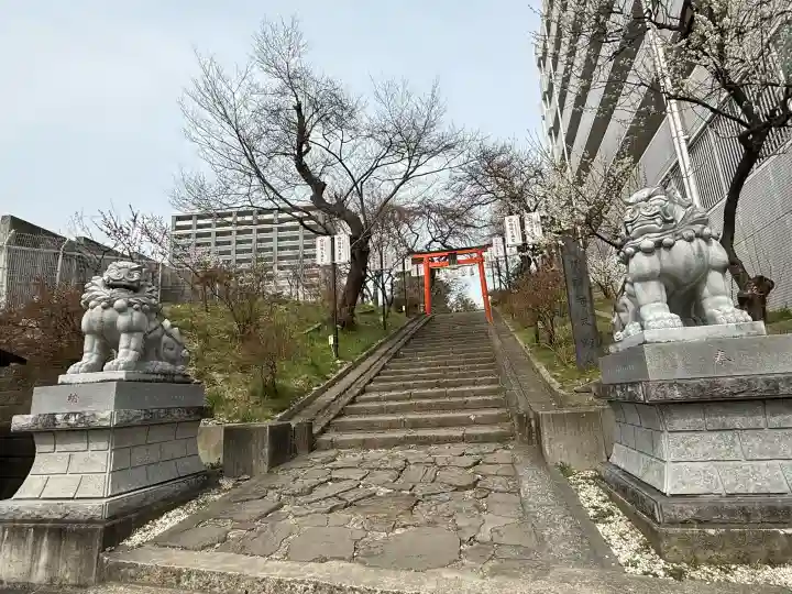 榴岡天満宮の{uncategorized: "未分類", other: "その他", undefined: "問題あり", building: "その他建物", grave: "お墓", sacred_gate: "鳥居", guardian: "狛犬", statue: "像", buddha: "仏像", history: "歴史", nature: "自然", garden: "庭園", animal: "動物", pagoda: "塔", temizu: "手水舎", mountain_gate: "山門・神門", sanctuary: "本殿・本堂", subordinate: "末社・摂社", art: "芸術", scenery: "景色", jizo: "地蔵", ema: "絵馬", goshuin: "御朱印", omikuji: "おみくじ", items: "授与品その他", amulet: "お守り", goshuincho: "御朱印帳", eats: "食事", festival: "お祭り", votive_dance: "神楽", shichigosan: "七五三参", wedding: "結婚式", experience: "体験その他", initially: "初詣", around: "周辺", anti_infection: "感染症対策"}