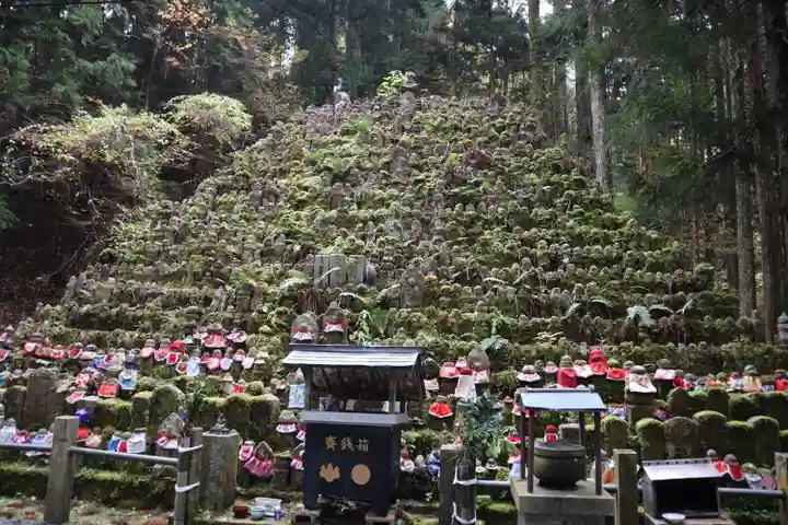 高野山金剛峯寺奥の院(和歌山県)