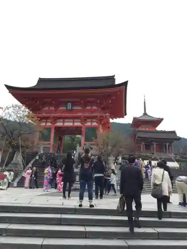 清水寺の山門