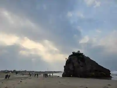 稲佐の浜 弁天島(島根県)