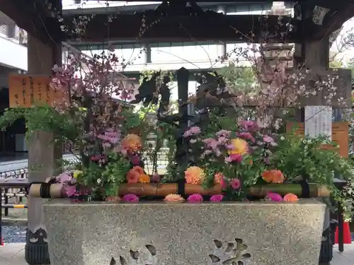 豊川稲荷東京別院の手水舎