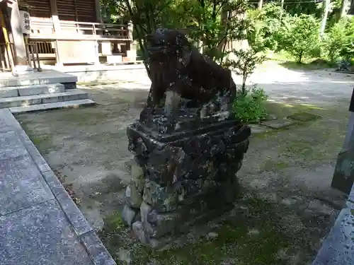 木戸八幡神社の狛犬