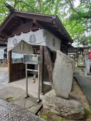 神明社の末社・摂社
