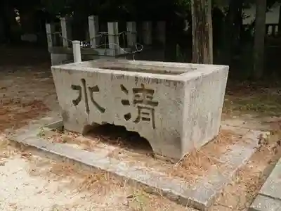 犬尾神社の手水舎