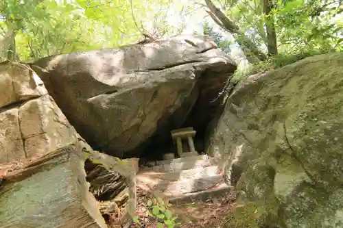 赤岩稲荷神社の末社