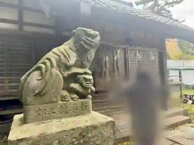 船魂神社の{uncategorized: "未分類", other: "その他", undefined: "問題あり", building: "その他建物", grave: "お墓", sacred_gate: "鳥居", guardian: "狛犬", statue: "像", buddha: "仏像", history: "歴史", nature: "自然", garden: "庭園", animal: "動物", pagoda: "塔", temizu: "手水舎", mountain_gate: "山門・神門", sanctuary: "本殿・本堂", subordinate: "末社・摂社", art: "芸術", scenery: "景色", jizo: "地蔵", ema: "絵馬", goshuin: "御朱印", omikuji: "おみくじ", items: "授与品その他", amulet: "お守り", goshuincho: "御朱印帳", eats: "食事", festival: "お祭り", votive_dance: "神楽", shichigosan: "七五三参", wedding: "結婚式", experience: "体験その他", initially: "初詣", around: "周辺", anti_infection: "感染症対策"}