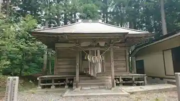 熊野神社の本殿・本堂
