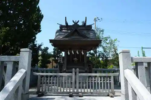 闘鶏神社の末社