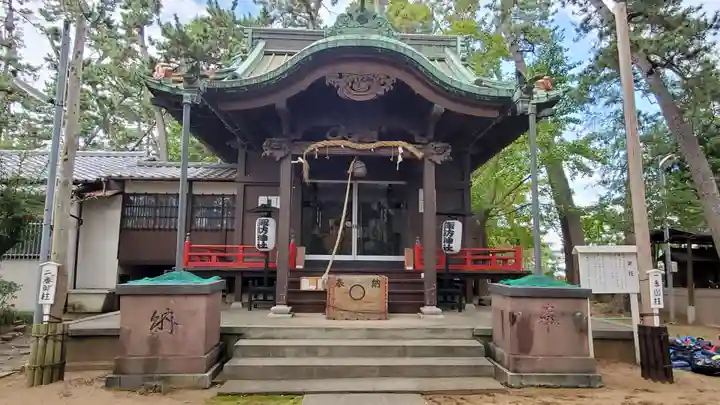 諏訪神社の本殿・本堂