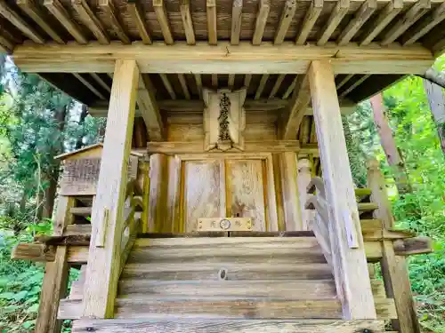 土津神社｜こどもと出世の神さまの末社