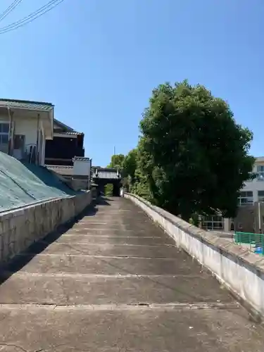 常光寺の山門