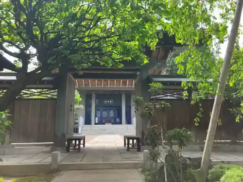 摩耶寺の{uncategorized: "未分類", other: "その他", undefined: "問題あり", building: "その他建物", grave: "お墓", sacred_gate: "鳥居", guardian: "狛犬", statue: "像", buddha: "仏像", history: "歴史", nature: "自然", garden: "庭園", animal: "動物", pagoda: "塔", temizu: "手水舎", mountain_gate: "山門・神門", sanctuary: "本殿・本堂", subordinate: "末社・摂社", art: "芸術", scenery: "景色", jizo: "地蔵", ema: "絵馬", goshuin: "御朱印", omikuji: "おみくじ", items: "授与品その他", amulet: "お守り", goshuincho: "御朱印帳", eats: "食事", festival: "お祭り", votive_dance: "神楽", shichigosan: "七五三参", wedding: "結婚式", experience: "体験その他", initially: "初詣", around: "周辺", anti_infection: "感染症対策"}