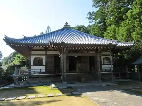 補陀洛山寺の本殿・本堂