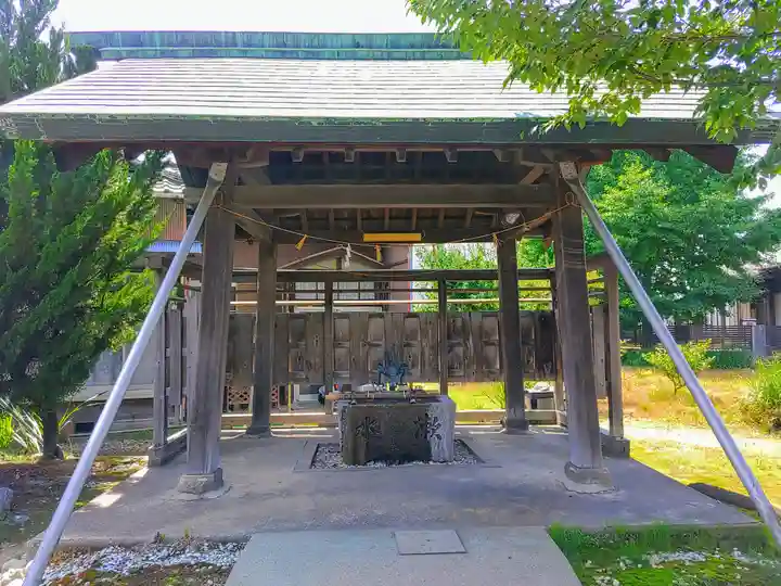 若栗神社八幡宮(島村)の手水舎