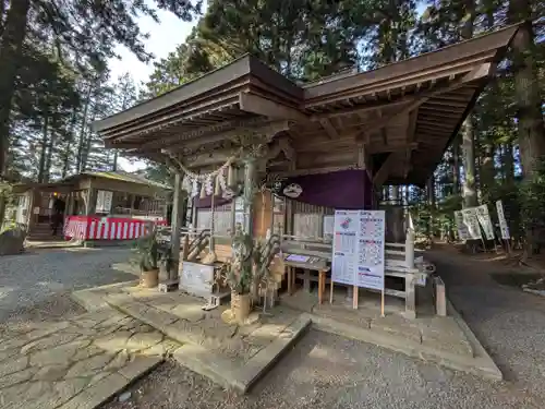 坪沼八幡神社の本殿・本堂