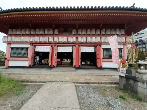 愛染堂勝鬘院の本殿・本堂