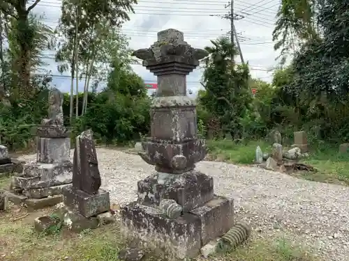 野里不動尊宝泉院の塔