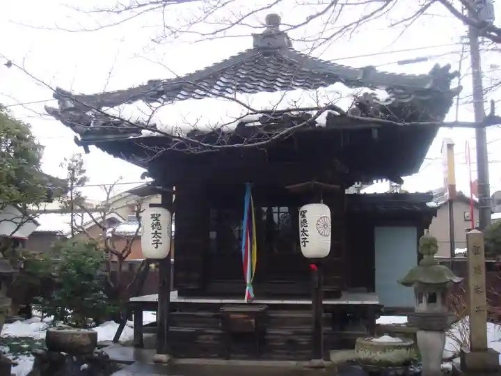 舎那院の末社・摂社