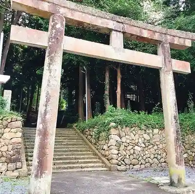 草薙神社の鳥居