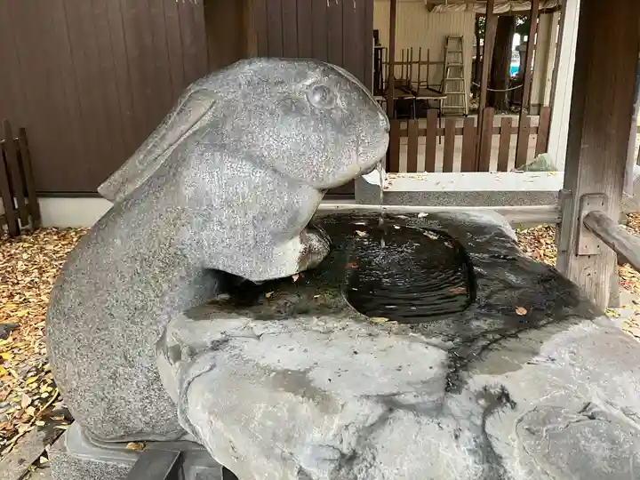 調神社の手水舎