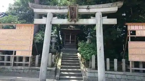 城南宮の鳥居