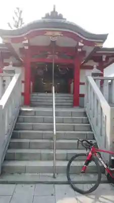 七倉稲荷神社の本殿・本堂