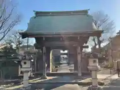 西光寺の山門