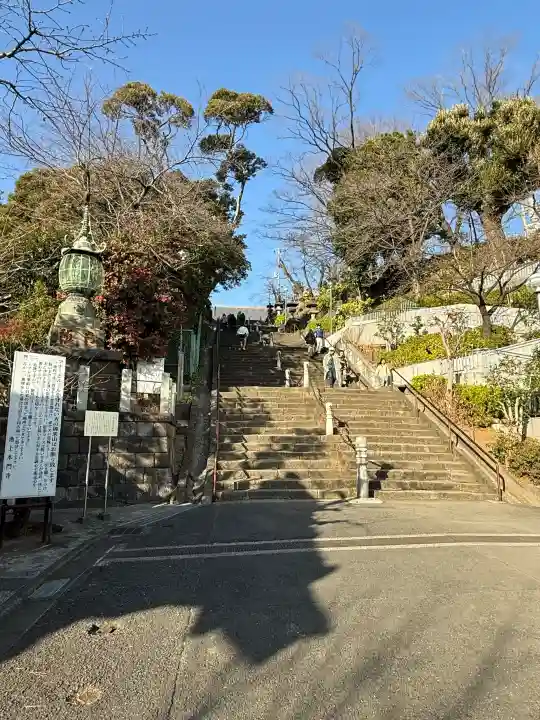池上本門寺の{uncategorized: "未分類", other: "その他", undefined: "問題あり", building: "その他建物", grave: "お墓", sacred_gate: "鳥居", guardian: "狛犬", statue: "像", buddha: "仏像", history: "歴史", nature: "自然", garden: "庭園", animal: "動物", pagoda: "塔", temizu: "手水舎", mountain_gate: "山門・神門", sanctuary: "本殿・本堂", subordinate: "末社・摂社", art: "芸術", scenery: "景色", jizo: "地蔵", ema: "絵馬", goshuin: "御朱印", omikuji: "おみくじ", items: "授与品その他", amulet: "お守り", goshuincho: "御朱印帳", eats: "食事", festival: "お祭り", votive_dance: "神楽", shichigosan: "七五三参", wedding: "結婚式", experience: "体験その他", initially: "初詣", around: "周辺", anti_infection: "感染症対策"}
