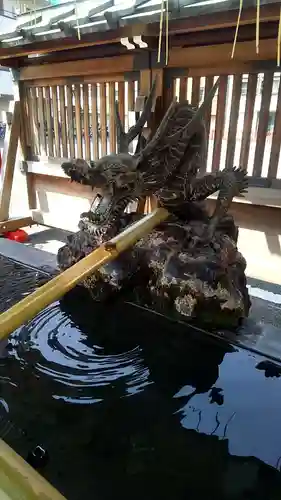 鷲神社の手水舎