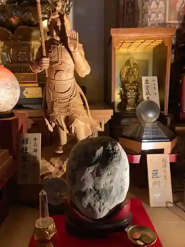 遍照寺の本殿・本堂