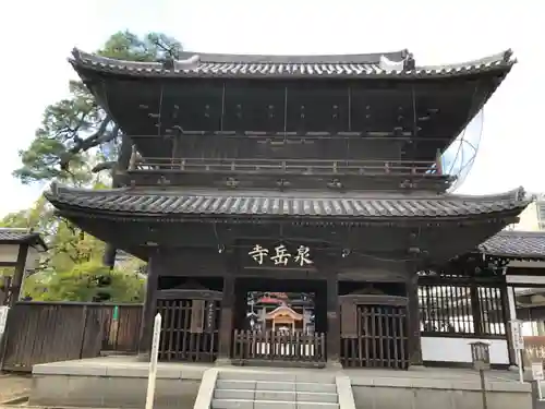 泉岳寺の山門・神門