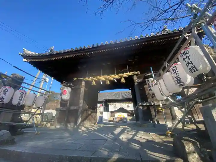 廣峯神社の{uncategorized: "未分類", other: "その他", undefined: "問題あり", building: "その他建物", grave: "お墓", sacred_gate: "鳥居", guardian: "狛犬", statue: "像", buddha: "仏像", history: "歴史", nature: "自然", garden: "庭園", animal: "動物", pagoda: "塔", temizu: "手水舎", mountain_gate: "山門・神門", sanctuary: "本殿・本堂", subordinate: "末社・摂社", art: "芸術", scenery: "景色", jizo: "地蔵", ema: "絵馬", goshuin: "御朱印", omikuji: "おみくじ", items: "授与品その他", amulet: "お守り", goshuincho: "御朱印帳", eats: "食事", festival: "お祭り", votive_dance: "神楽", shichigosan: "七五三参", wedding: "結婚式", experience: "体験その他", initially: "初詣", around: "周辺", anti_infection: "感染症対策"}