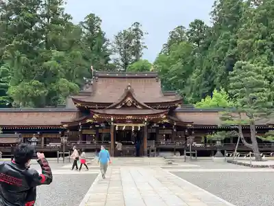 多賀大社の本殿・本堂