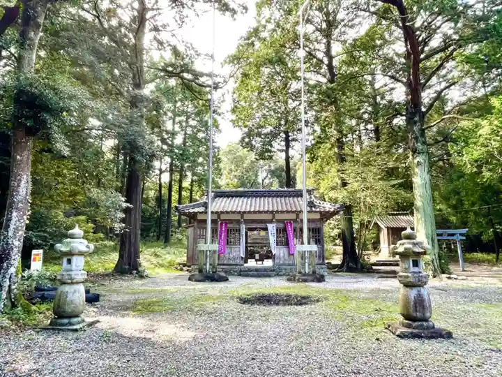 石加神社の本殿・本堂