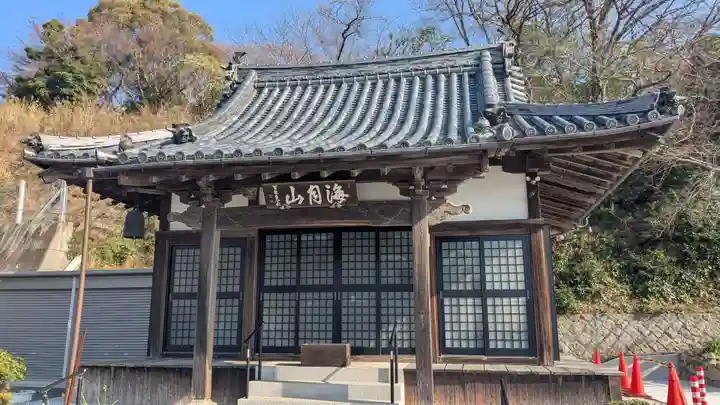 梅津寺の本殿・本堂
