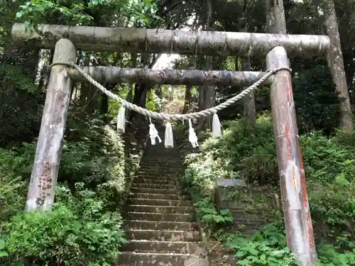 家代神社の鳥居