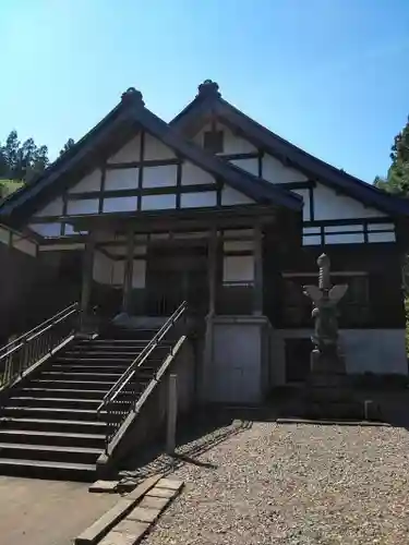 寛益寺の本殿