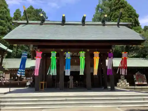 射水神社の本殿