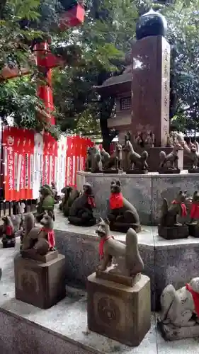 豊川稲荷東京別院の狛犬