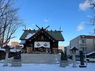 札幌諏訪神社の本殿・本堂