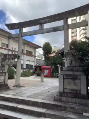 三輪神社の鳥居