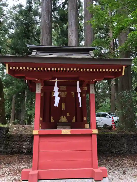 北口本宮冨士浅間神社の{uncategorized: "未分類", other: "その他", undefined: "問題あり", building: "その他建物", grave: "お墓", sacred_gate: "鳥居", guardian: "狛犬", statue: "像", buddha: "仏像", history: "歴史", nature: "自然", garden: "庭園", animal: "動物", pagoda: "塔", temizu: "手水舎", mountain_gate: "山門・神門", sanctuary: "本殿・本堂", subordinate: "末社・摂社", art: "芸術", scenery: "景色", jizo: "地蔵", ema: "絵馬", goshuin: "御朱印", omikuji: "おみくじ", items: "授与品その他", amulet: "お守り", goshuincho: "御朱印帳", eats: "食事", festival: "お祭り", votive_dance: "神楽", shichigosan: "七五三参", wedding: "結婚式", experience: "体験その他", initially: "初詣", around: "周辺", anti_infection: "感染症対策"}