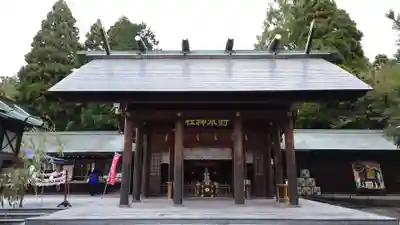射水神社の本殿・本堂